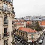 Charming Bright Apartment Near Montmartre