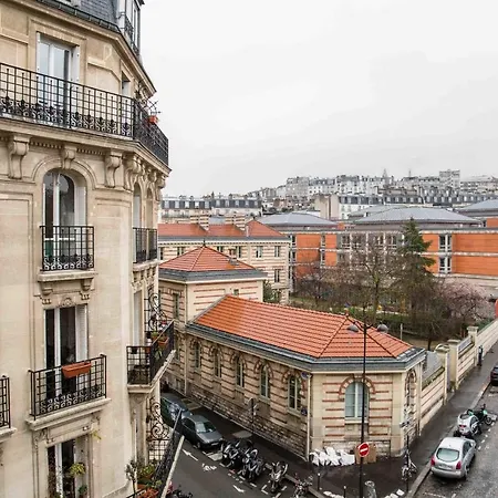 Charming Bright Near Montmartre Appartamento Parigi