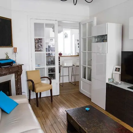 Charming Bright Near Montmartre * Paris